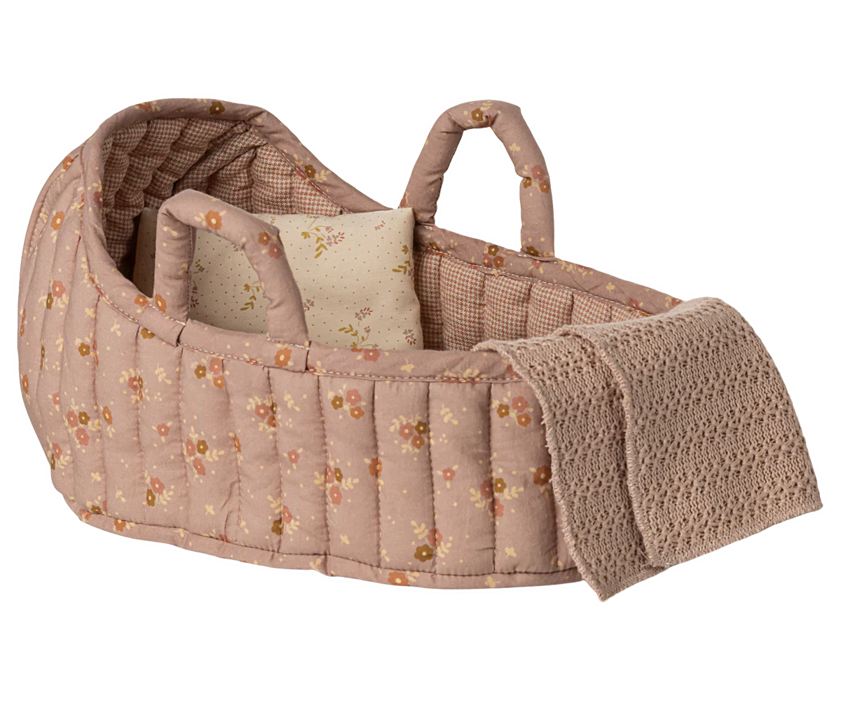 Sleeping bunny w| carry case