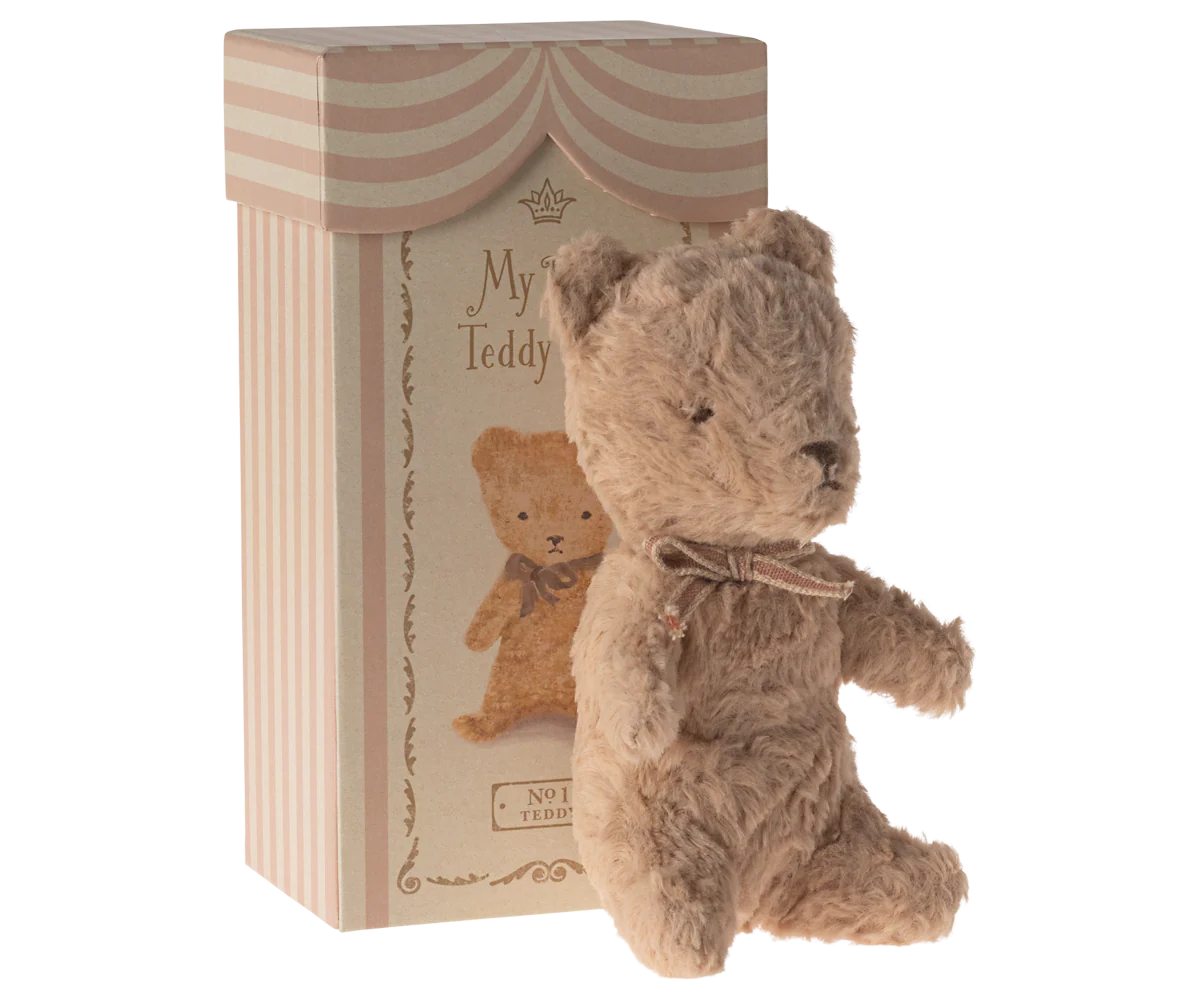 My first teddy (pink)