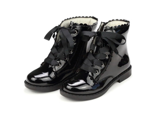 Josephine Scallop Boot