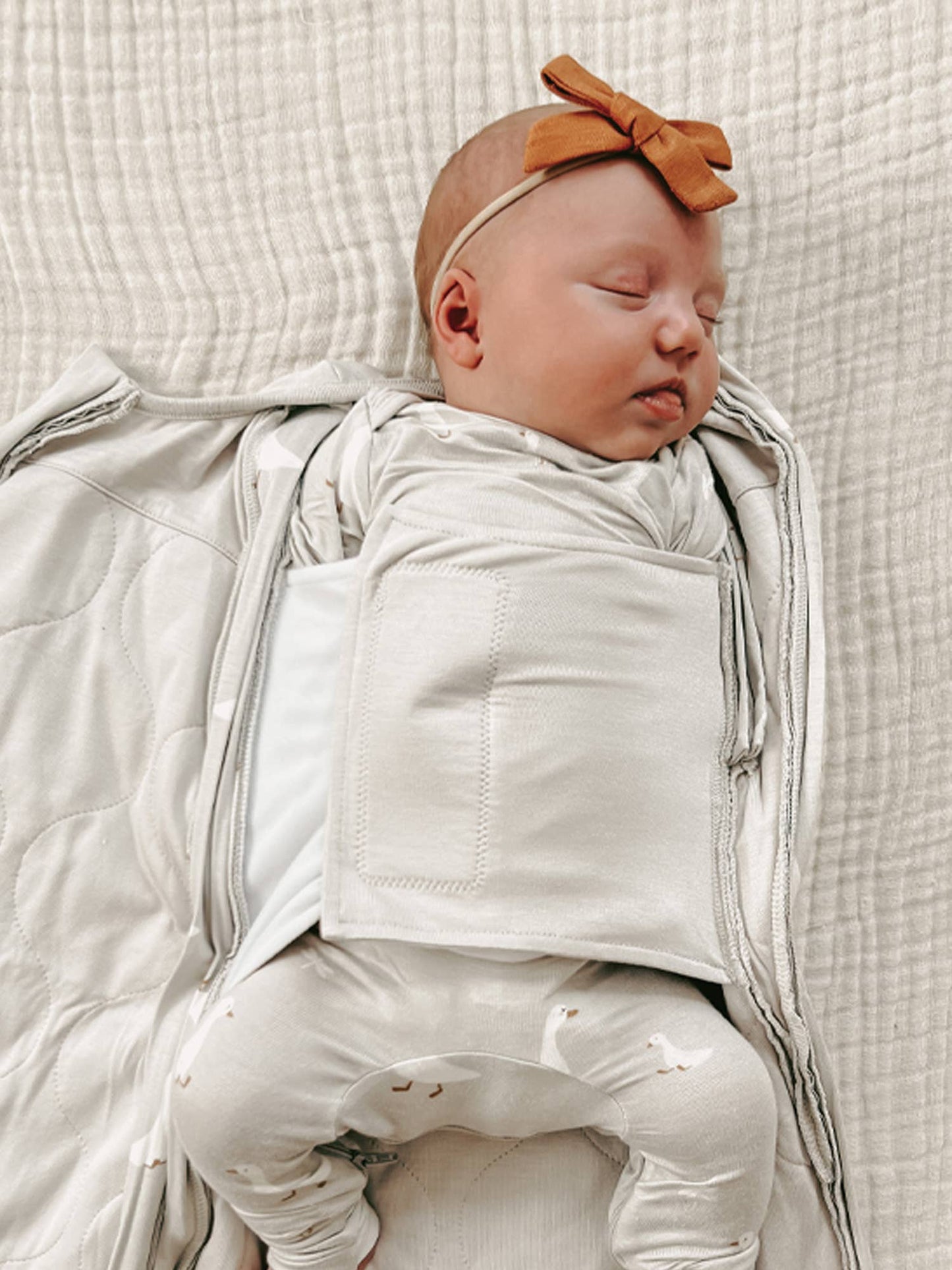 SWADDLE