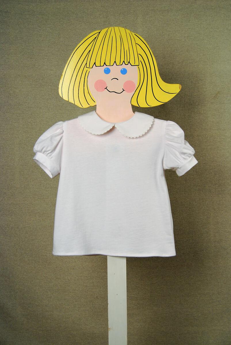 White short sleeve blouse