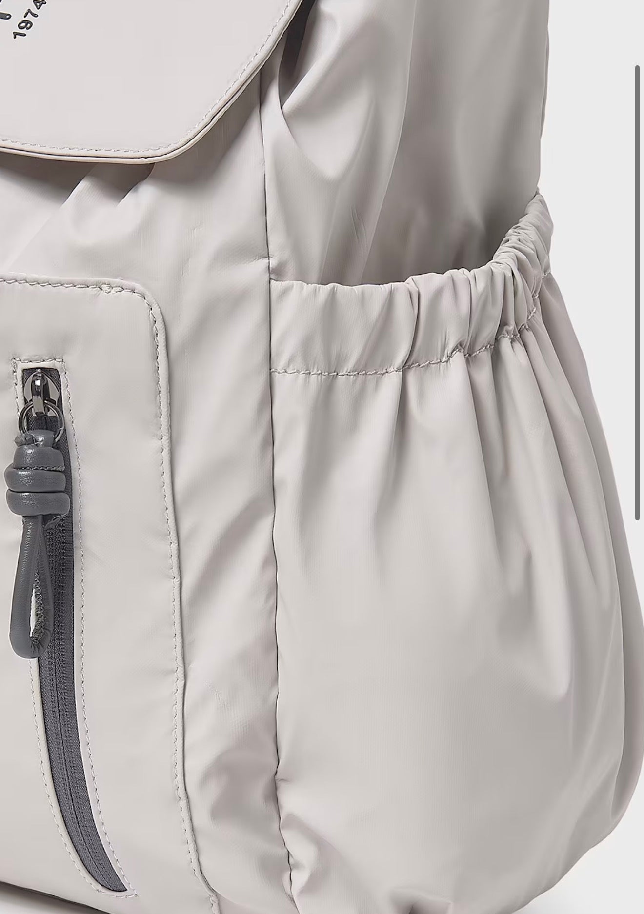 Waterproof diaper bag W| changing mat