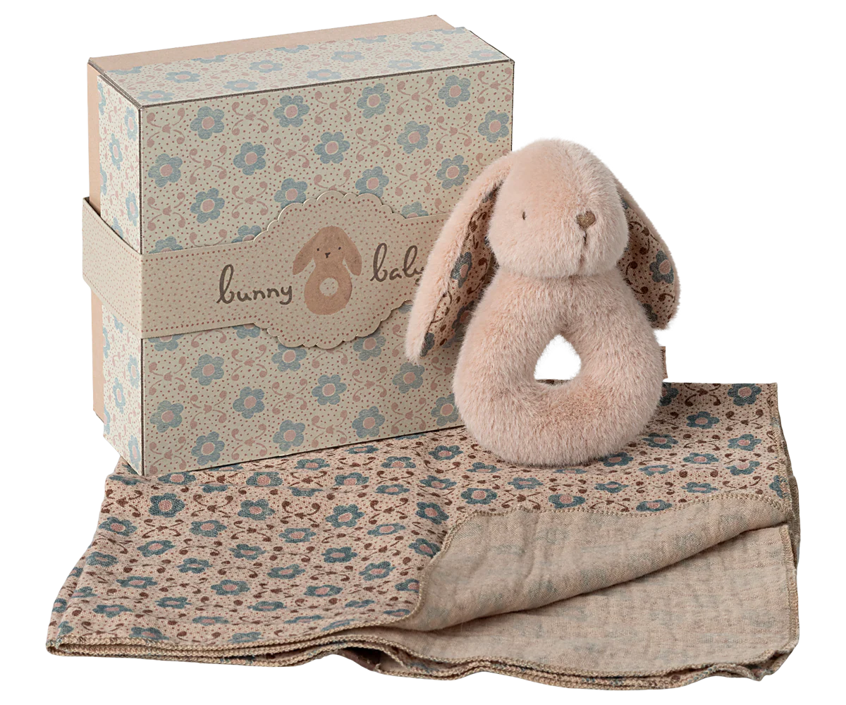 Bunny rattle set