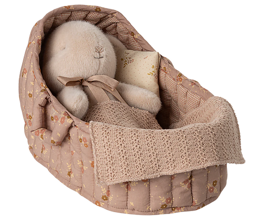Sleeping bunny w| carry case