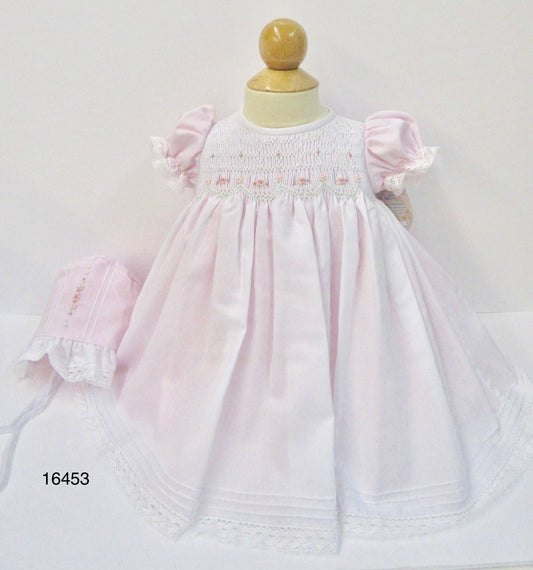 Baby Daygown with matching bonnet